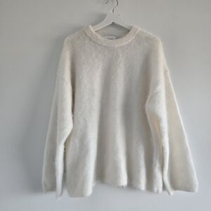 H&M White Women's Woll And Mohair Sweater Size M